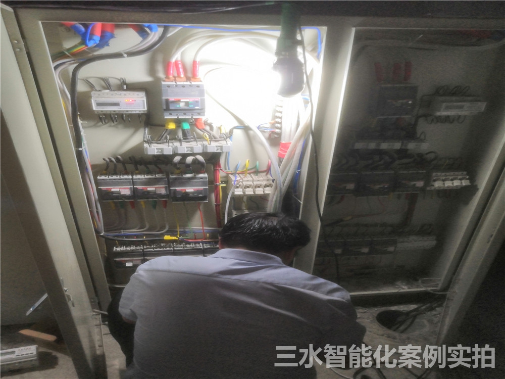 煙臺(tái)黃金職業(yè)學(xué)院能耗監(jiān)測案例(圖5) 煙臺(tái)黃金職業(yè)學(xué)院能耗監(jiān)測案例(圖5)