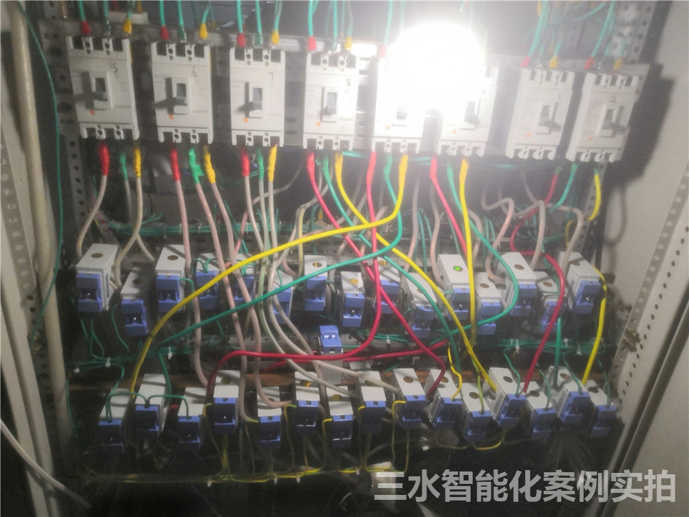 煙臺(tái)黃金職業(yè)學(xué)院能耗監(jiān)測案例(圖6) 煙臺(tái)黃金職業(yè)學(xué)院能耗監(jiān)測案例(圖6)